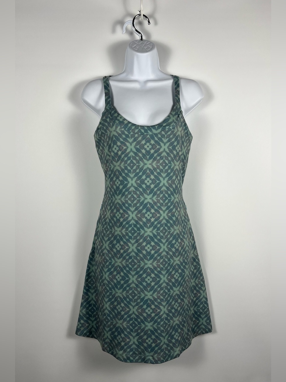 Title Nine Nimblene Sport Dress Women’s Size Small